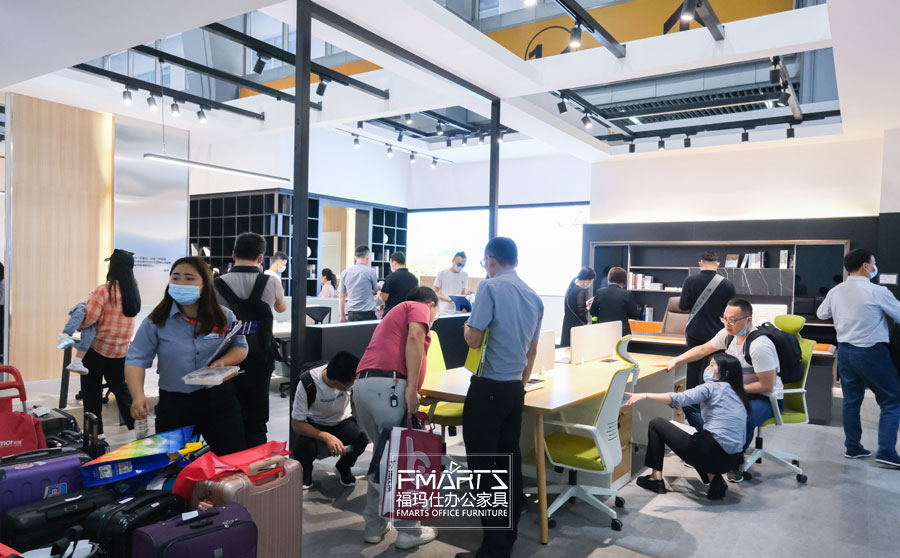 ?，斒苏刮滑F場